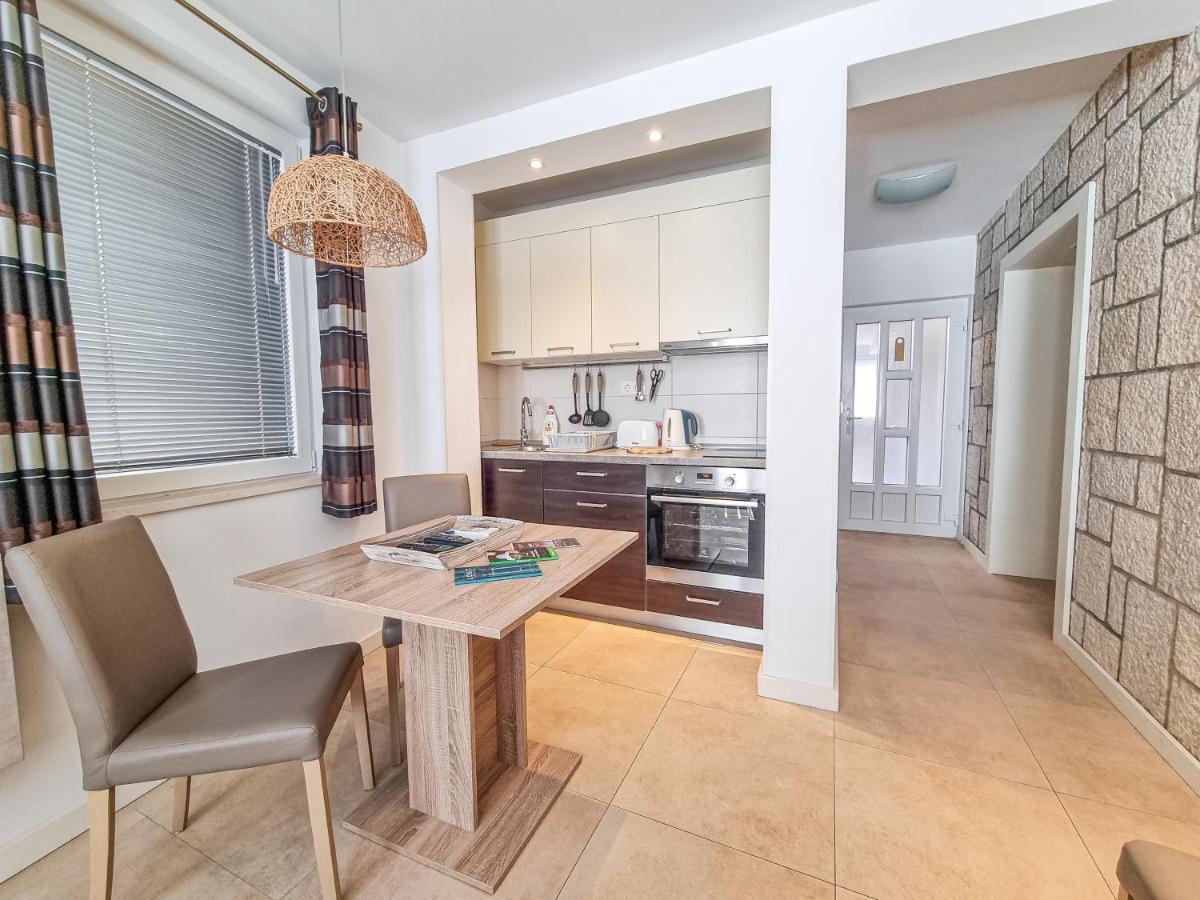 Ambience Dubrovnik Appartement Buitenkant foto